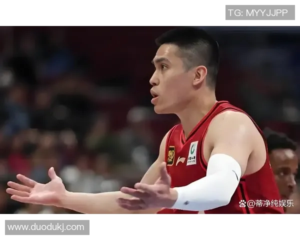 周琦儿子兴奋庆祝胜利曾凡博与爸爸陈盈骏杰曼表现出色令人赞叹 周琦儿子兴奋庆祝胜利曾凡博与爸爸陈盈骏杰曼表现出色令人赞叹