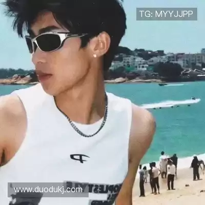 滑昊章